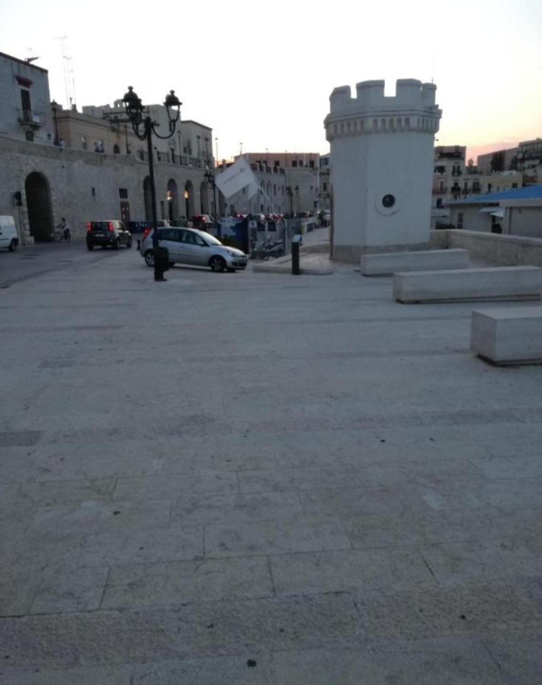 Tre Metri Sopra Il Mare Villa Bisceglie Buitenkant foto