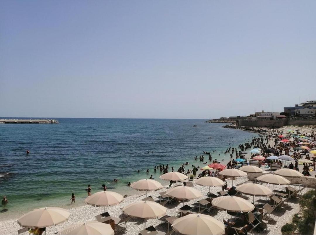 Tre Metri Sopra Il Mare Villa Bisceglie Buitenkant foto