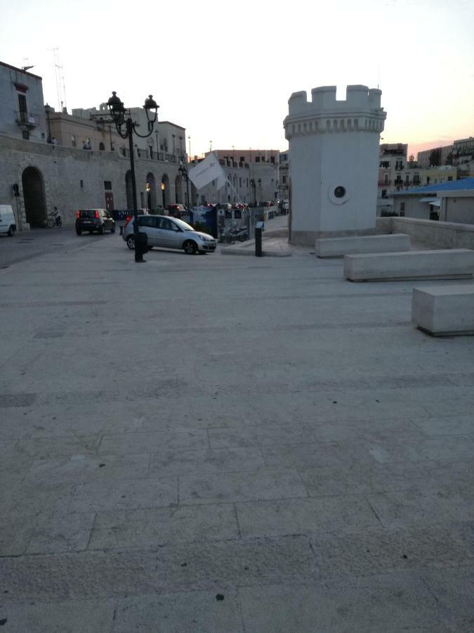 Tre Metri Sopra Il Mare Villa Bisceglie Buitenkant foto